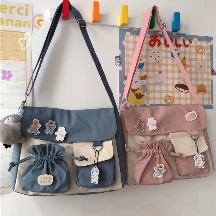 Girl's Cross Body Bag With Antique Style