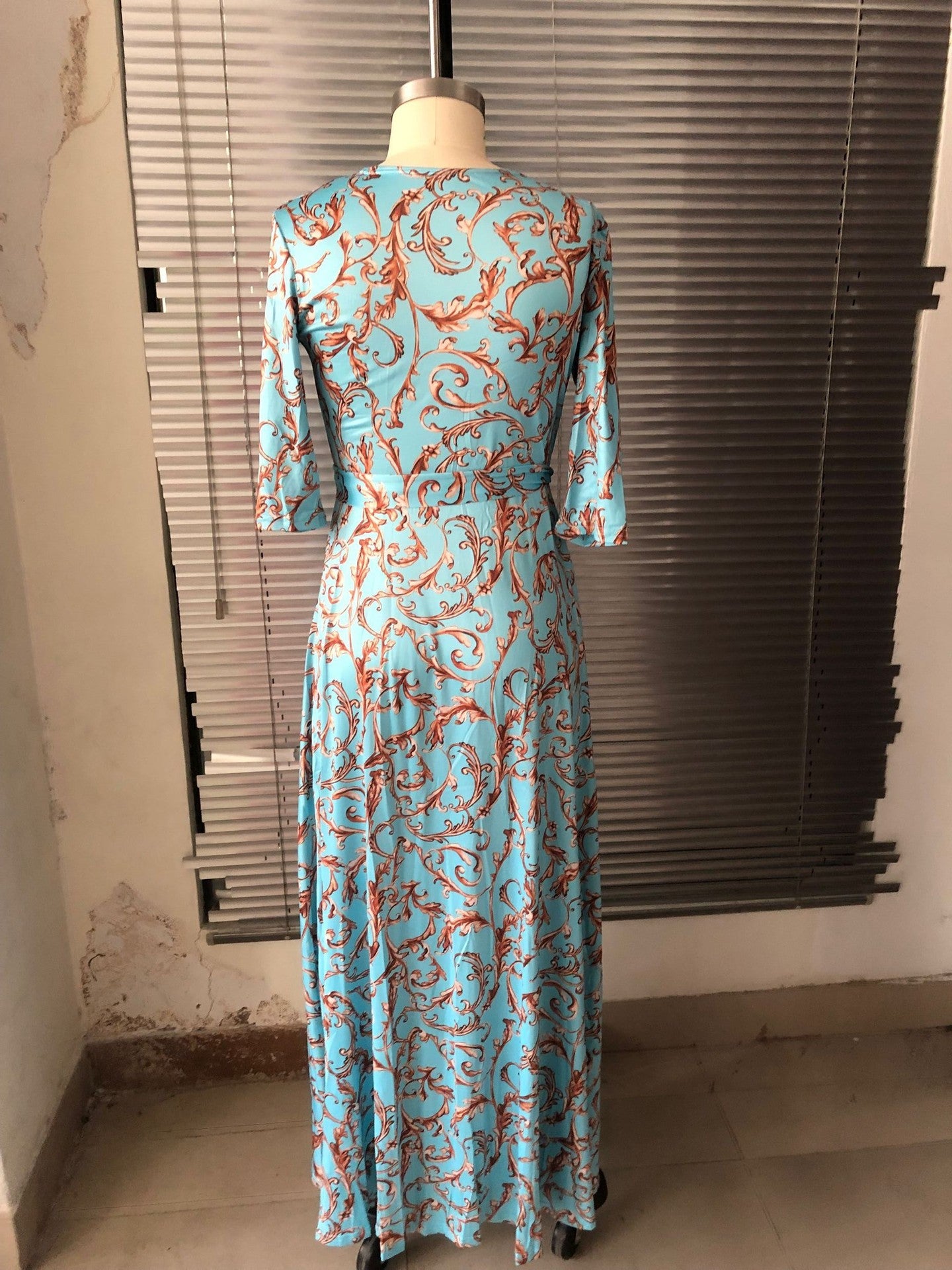 Dress mid sleeve v-neck mopping maxi skirt