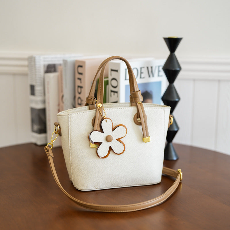 Retro Large Capacity Women's Cross-body Bag Fashion